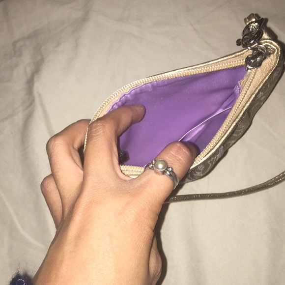 Gold coach wristlet - Picture 3 of 3